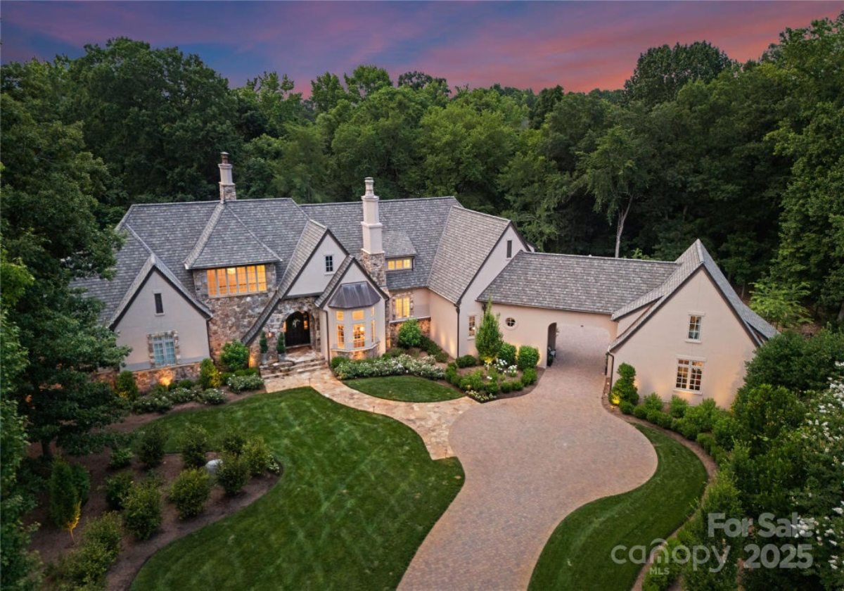 8,132 Sq. Ft. Mansion in Waxhaw, NC ($4,500,000)