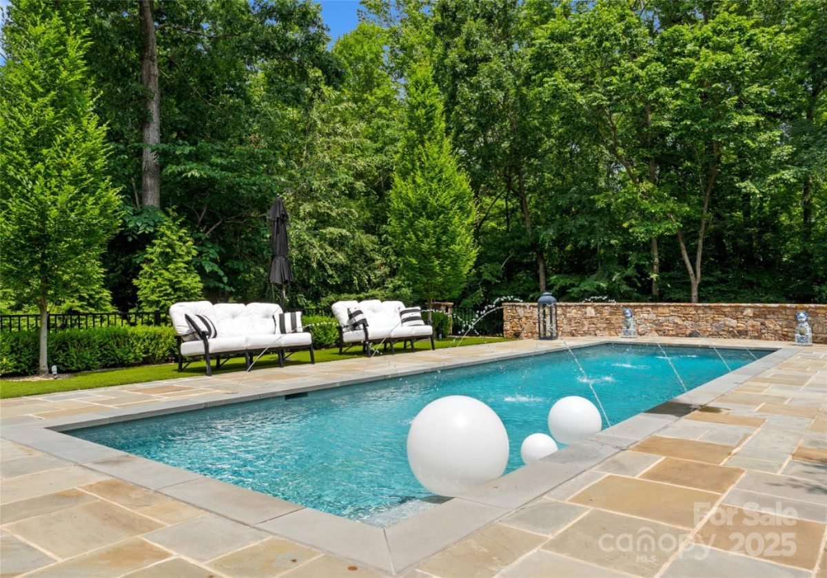 8,132 Sq. Ft. Mansion in Waxhaw, NC ($4,500,000)