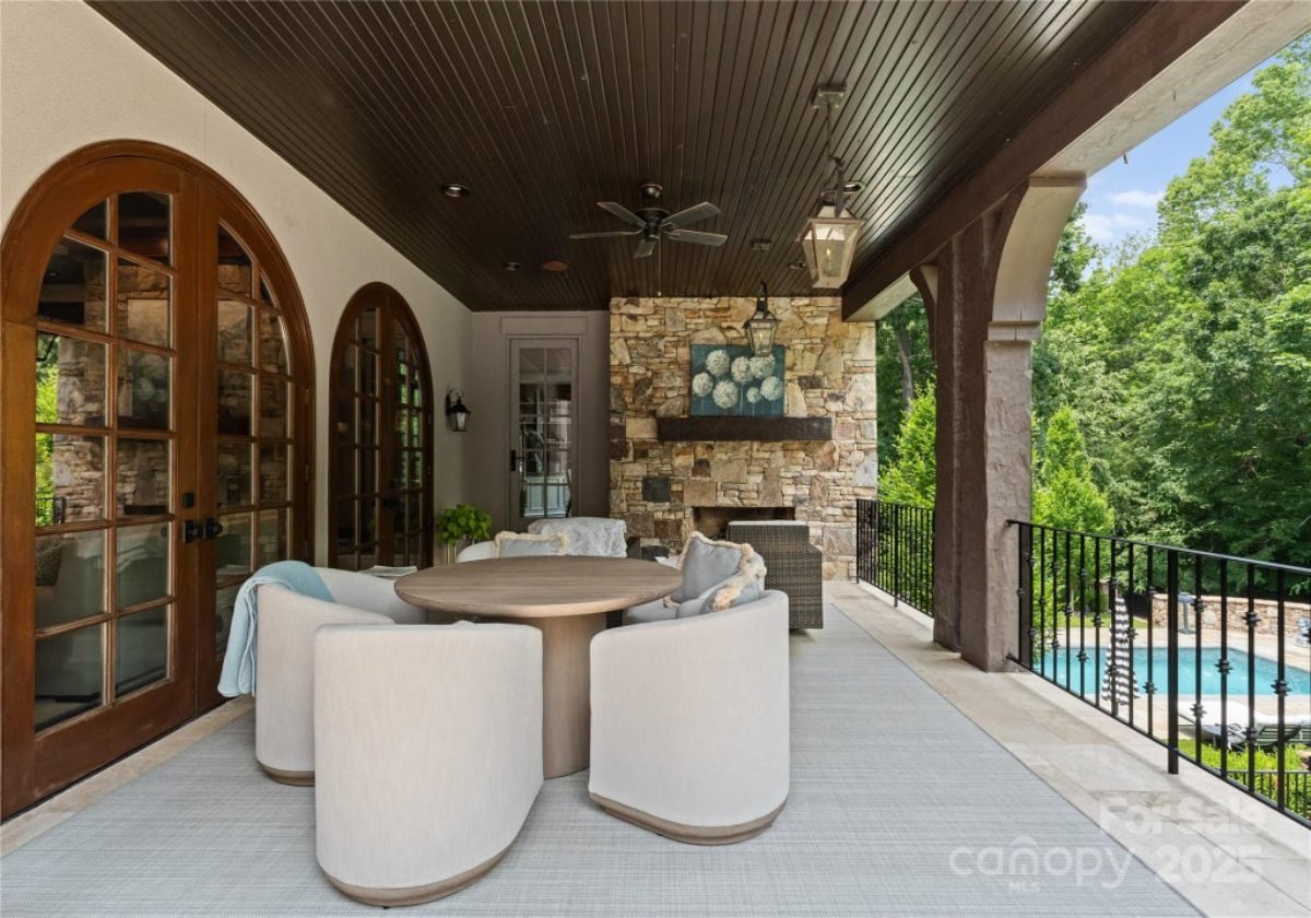 8,132 Sq. Ft. Mansion in Waxhaw, NC ($4,500,000)