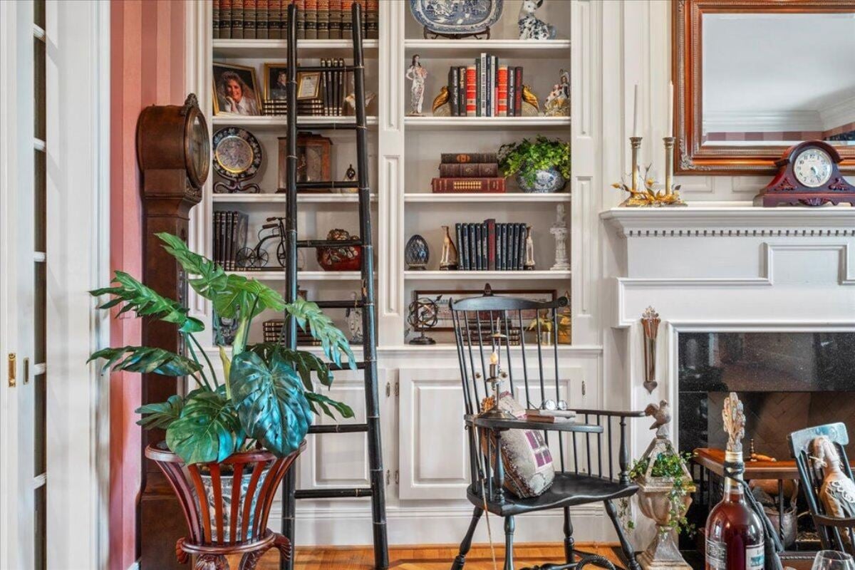 7,274 Sq. Ft. Mansion in Winchester, KY ($2,995,000)