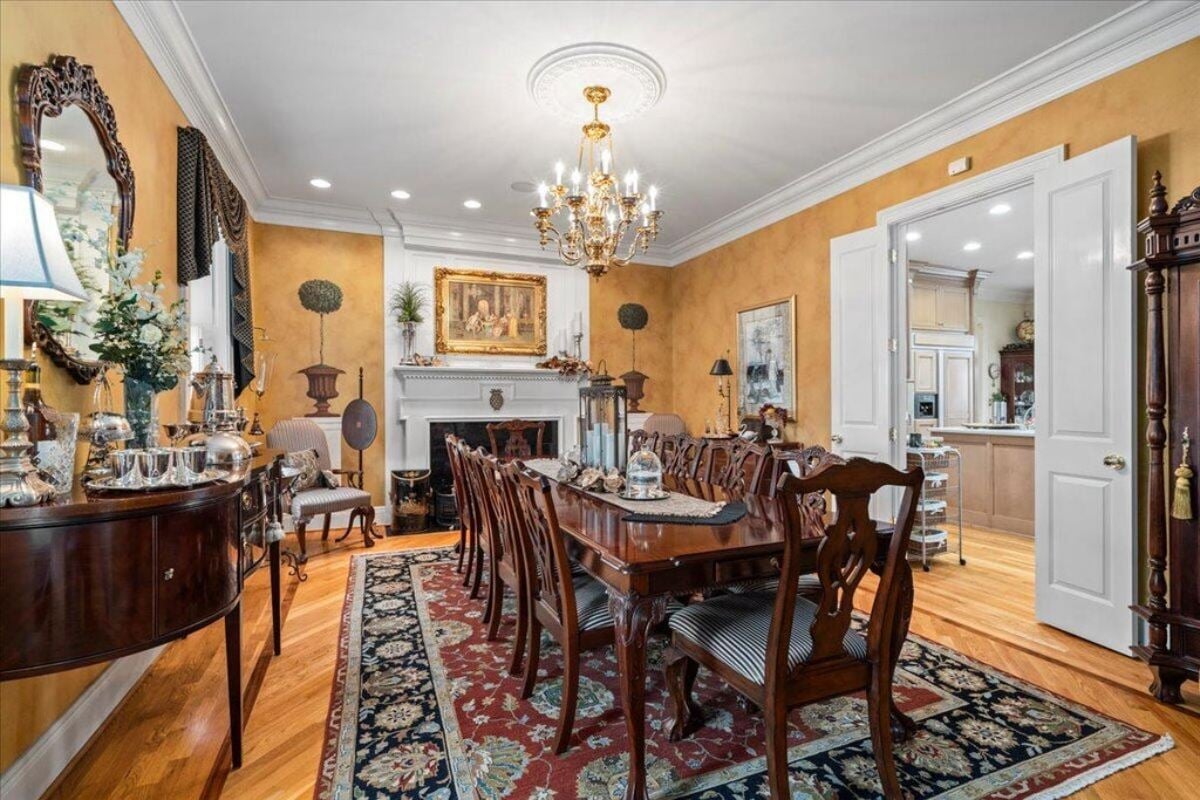 7,274 Sq. Ft. Mansion in Winchester, KY ($2,995,000)