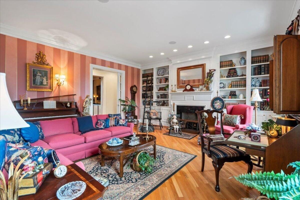 7,274 Sq. Ft. Mansion in Winchester, KY ($2,995,000)
