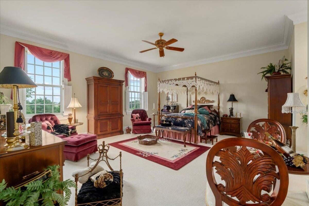 7,274 Sq. Ft. Mansion in Winchester, KY ($2,995,000)