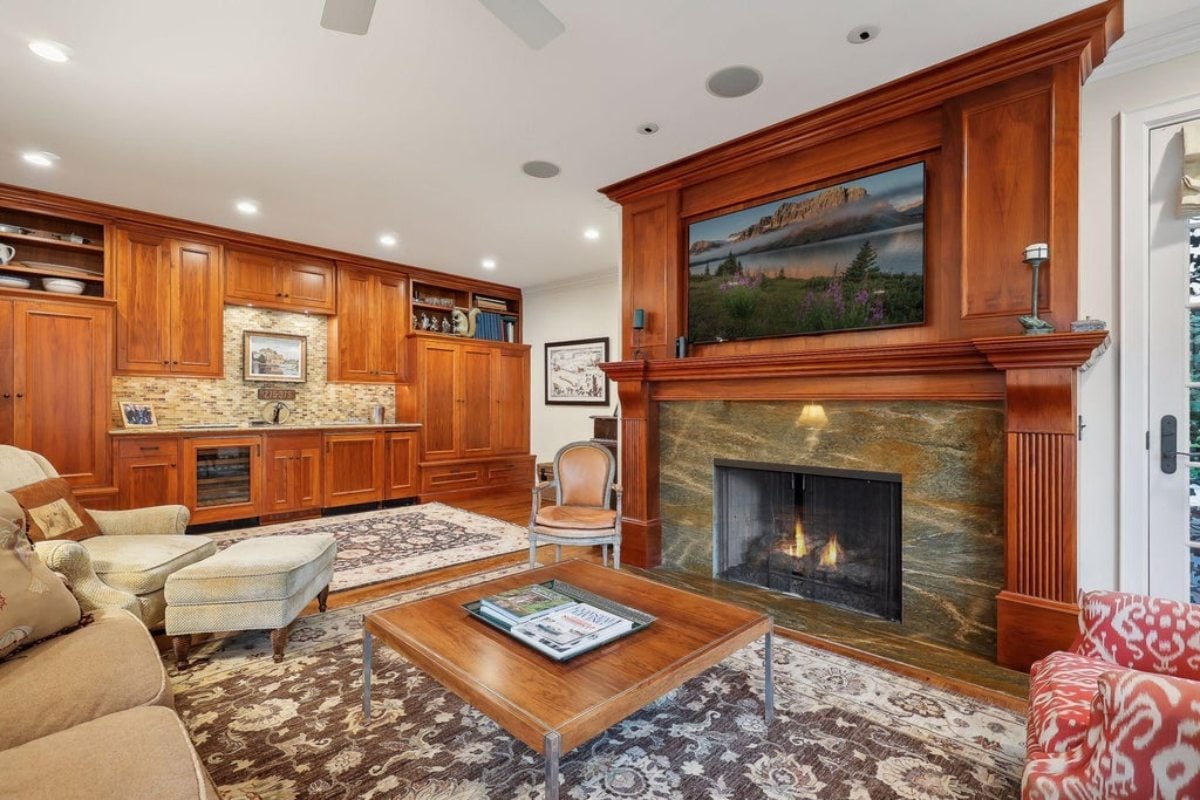 6,122 Sq. Ft. Mansion in Woodland, MN ($9,750,000)