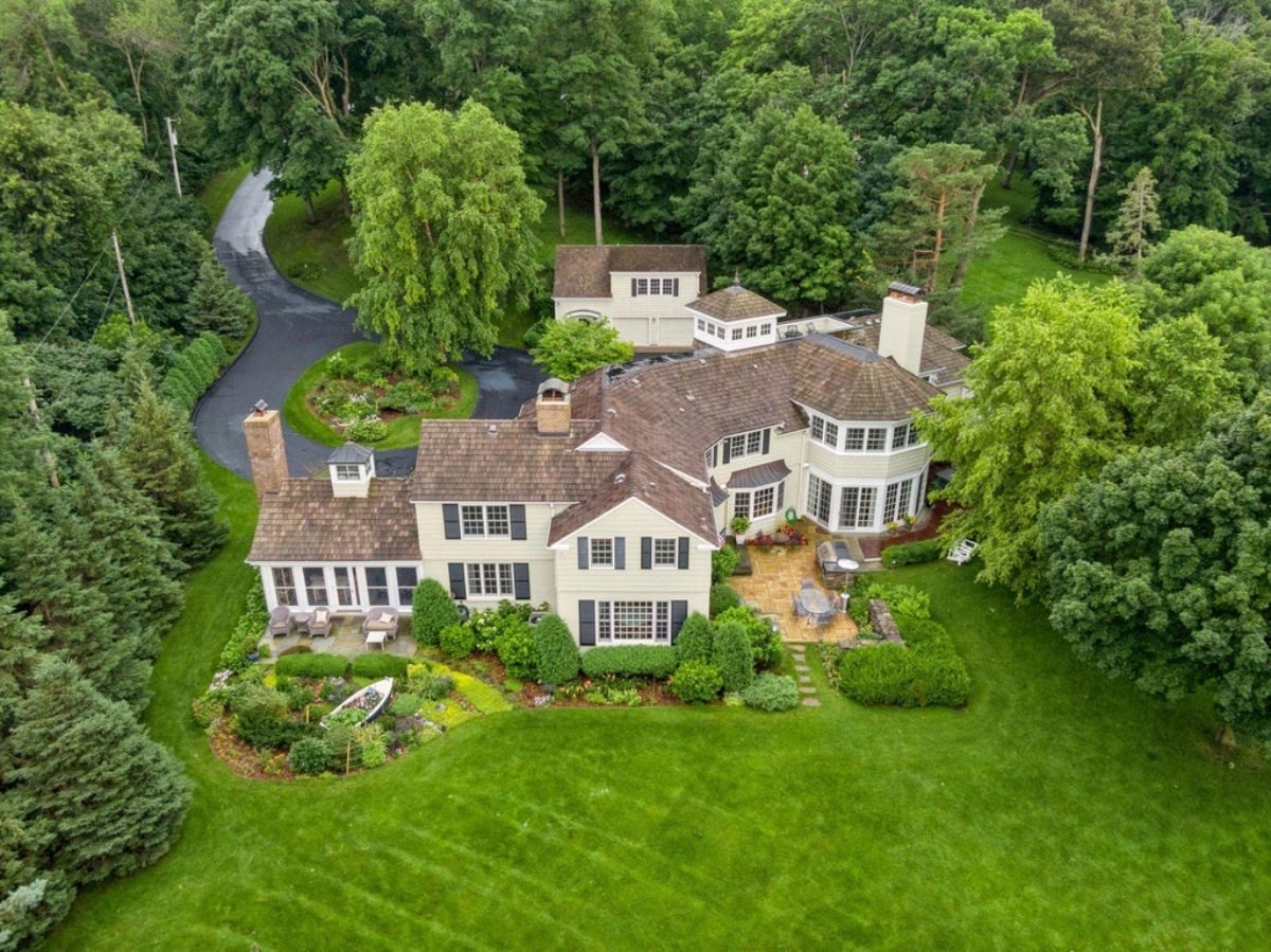 6,122 Sq. Ft. Mansion in Woodland, MN ($9,750,000)