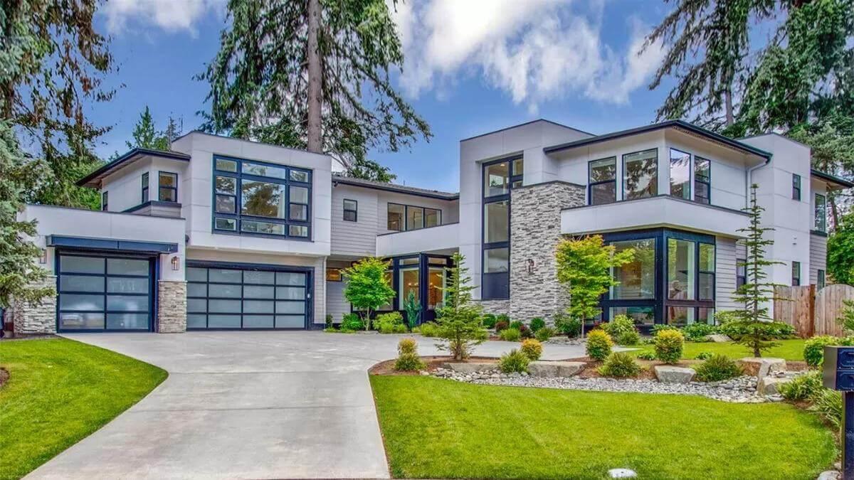 Modern Gem with Striking Stone Accents and Bold Windows