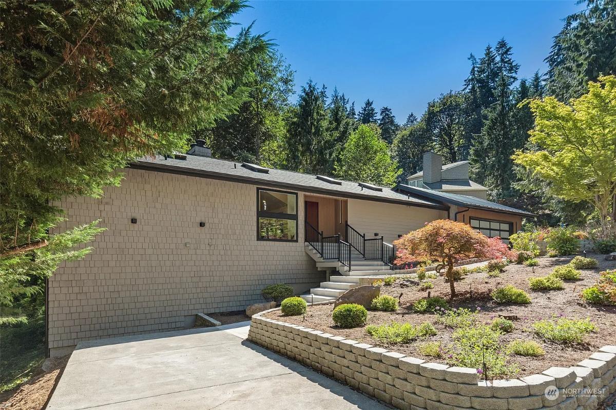 Appreciate the Subtle Blend of Wood and Modern Elements in This Craftsman Facade