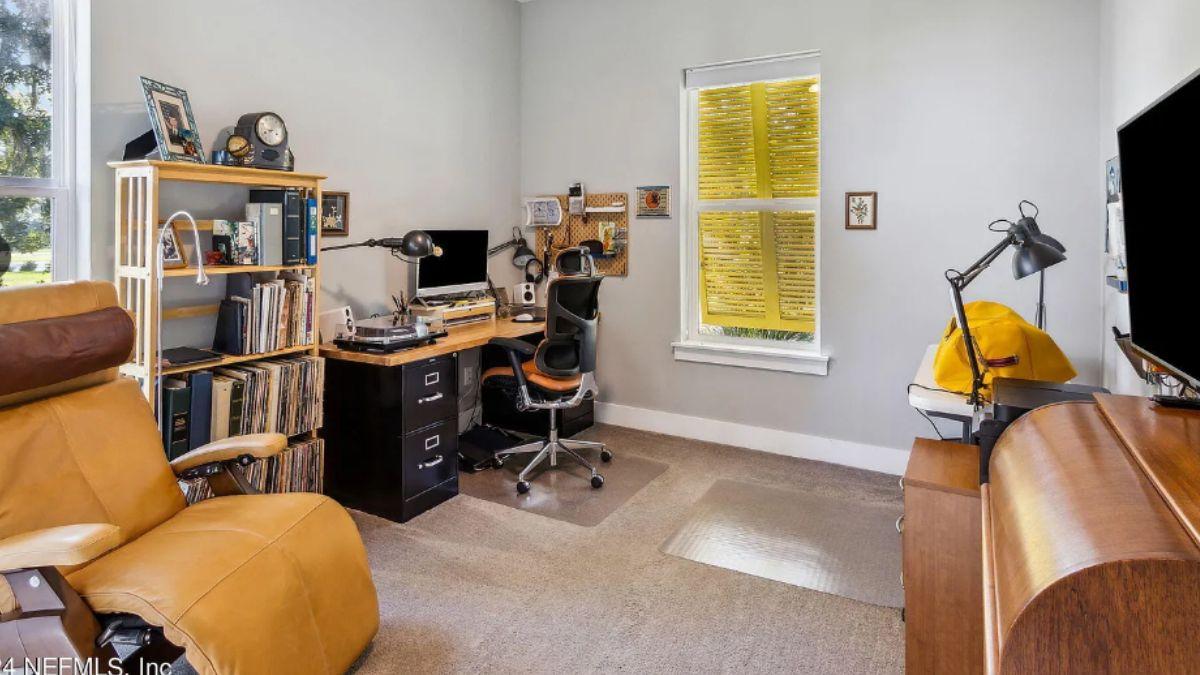 Personal Workspace with a Touch of Vintage Charm