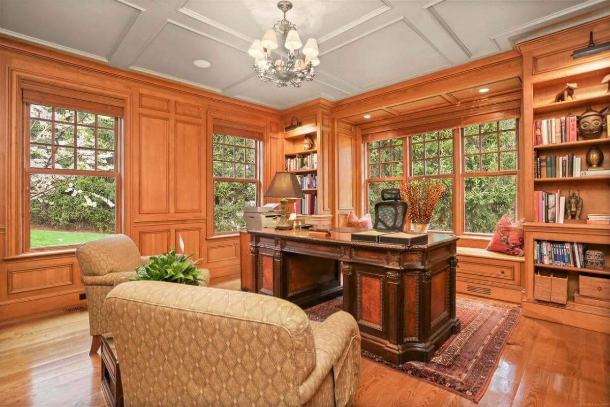 Elegance and Craftsmanship Meet in This Wood-Paneled Home Office