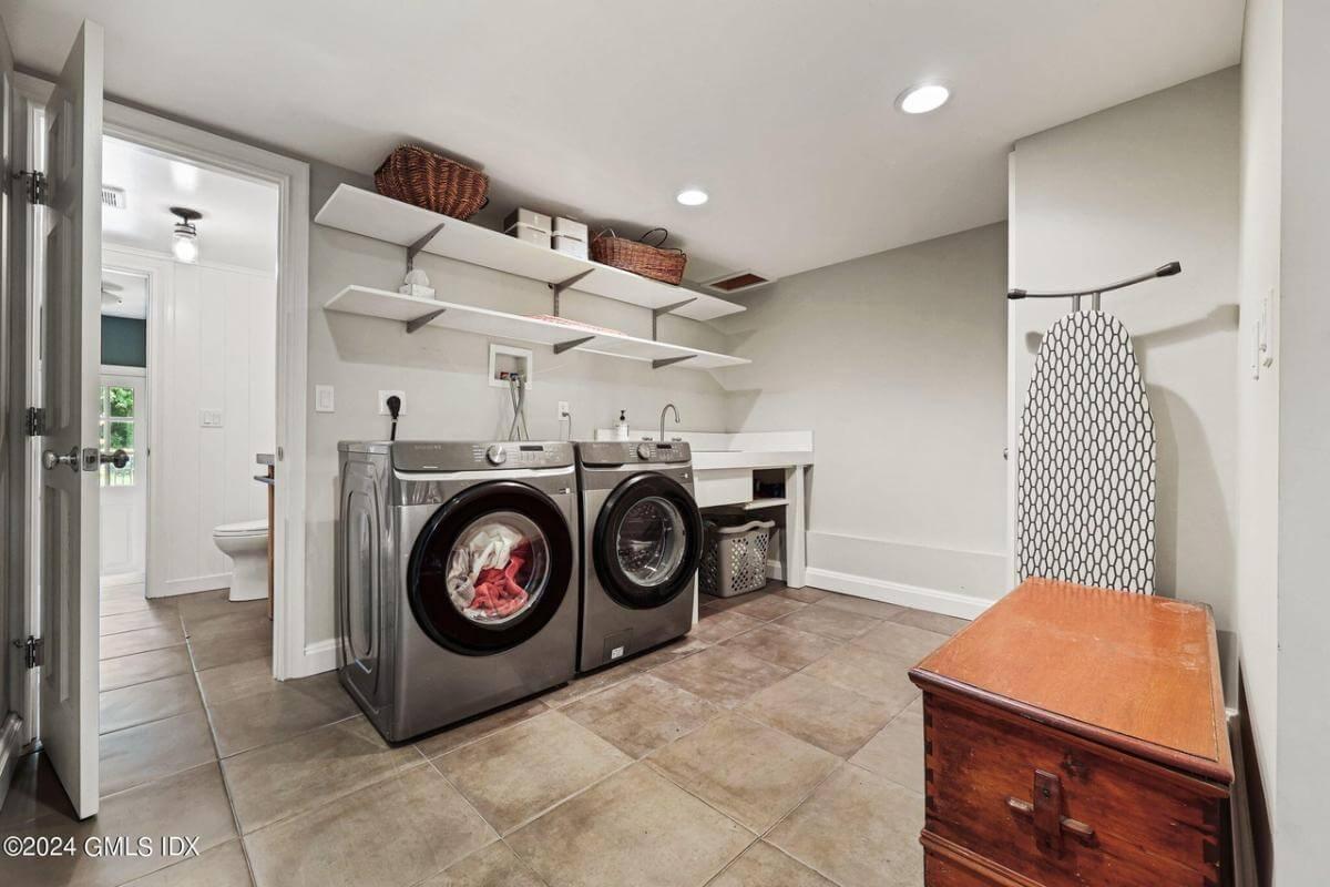 Discover the Well-Organized Laundry Room with Smart Shelving