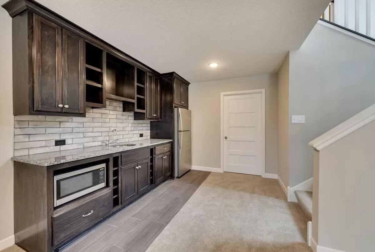 Spot the Sleek Wet Bar in This Craftsman Retreat