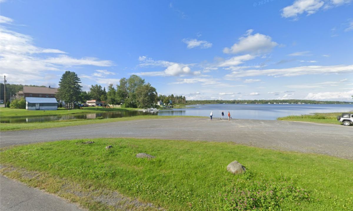 25 Secluded Towns Make Themselves at Home in the Wilds of Northern ...