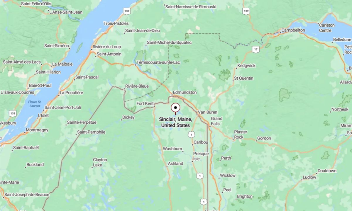 25 Secluded Towns Make Themselves at Home in the Wilds of Northern ...