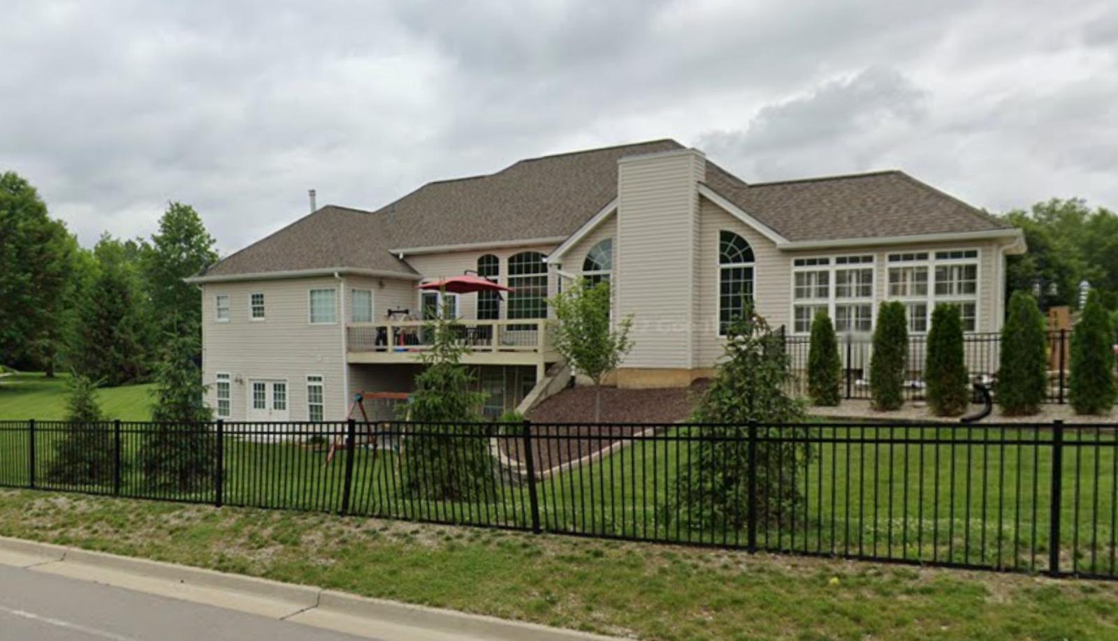 Sunset Hills Town Image
