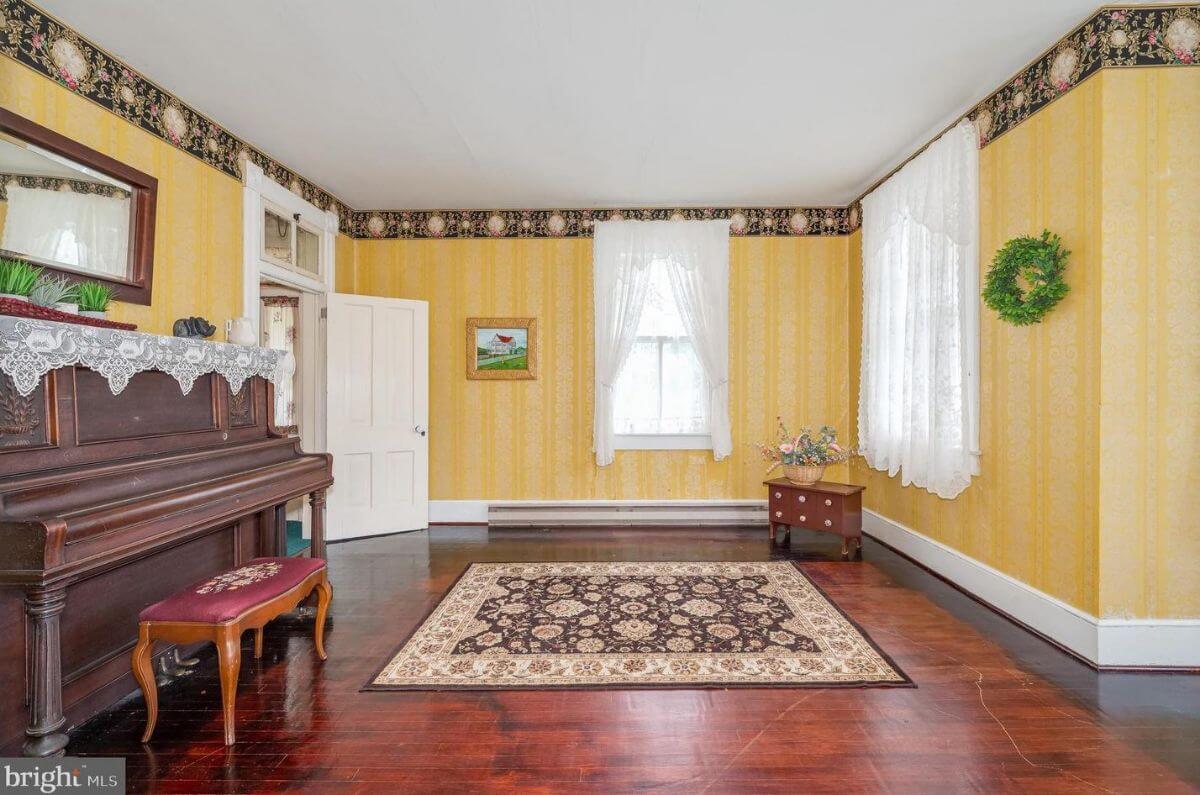 Parlor