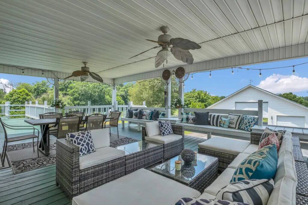 Deck