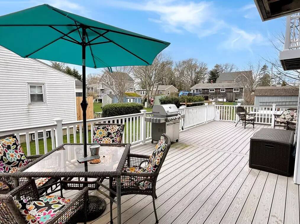 Deck
