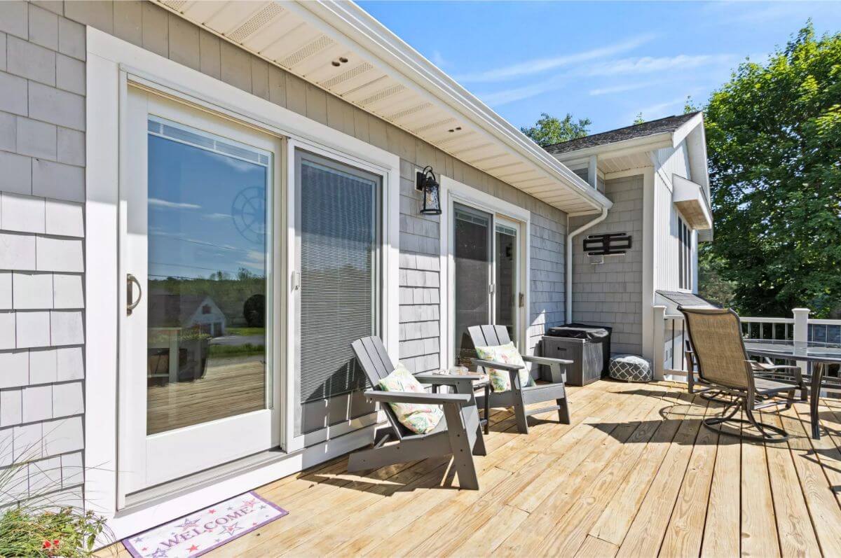 Deck