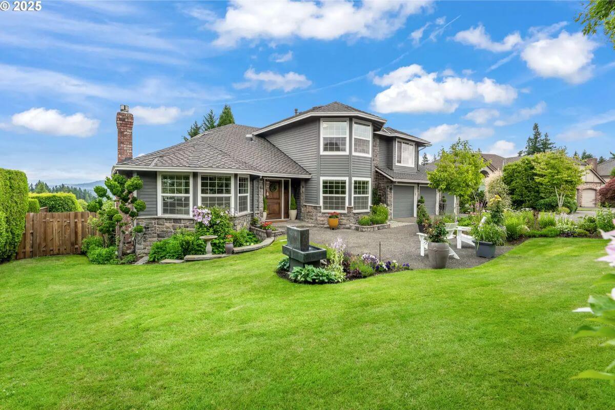 Here’s What $1 Million Will Get You For a House in Oregon (July 2025 - 10 Properties)
