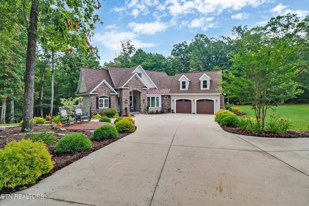 Here’s What $1 Million Will Get You For a House in Tennessee (July 2025 - 10 Properties)