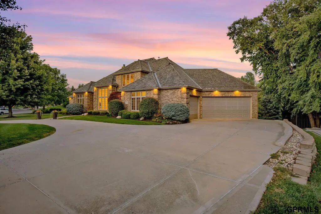 Here’s What $1 Million Will Get You For a House in Nebraska (July 2025 - 10 Properties)