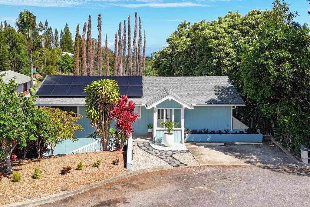 Here’s What $1 Million Will Get You For a House in Hawaii (10 Properties)