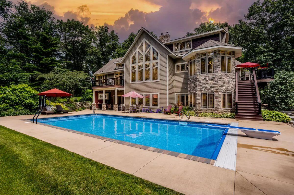 Here’s What $1 Million Will Get You For a House in Wisconsin (July 2025 – 10 Properties)