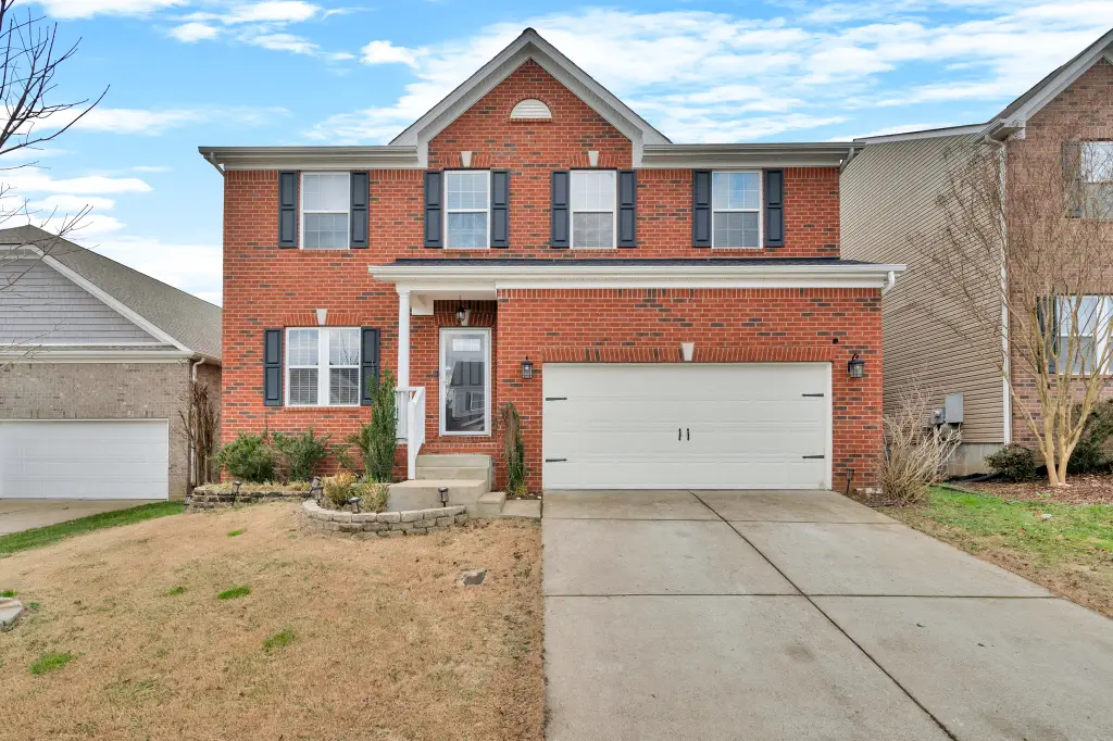 Traditional 3-Bedroom Colonial Home with Open Floor Plan and Bonus Room (2,729 Sq. Ft. Floor Plan)
