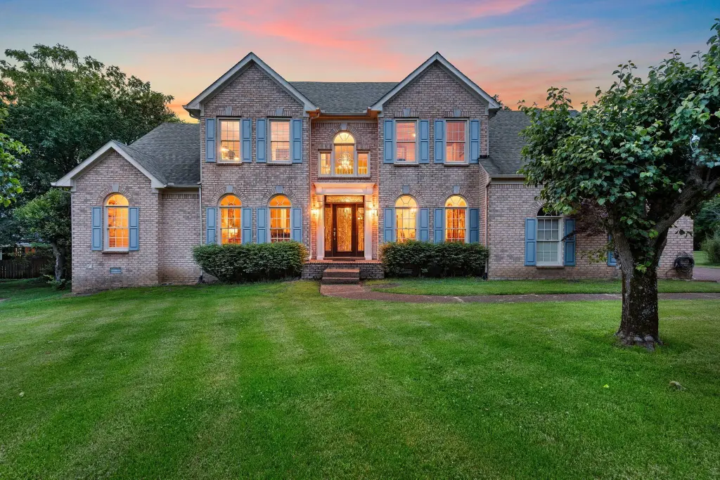 Traditional-Style 4-Bedroom Home with Open-Concept Floor Plan and 3-Car Side-Entry Garage (3,363 Sq. Ft. Floor Plan)