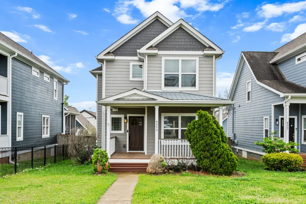 3-Bedroom Traditional-Style Home with Open Floor Plan and Jack-and-Jill Bathroom (1,615 Sq. Ft. Floor Plan)