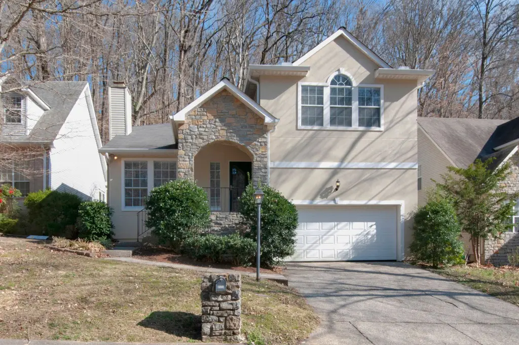 Traditional-Style 3-Bedroom Home with Screened Porch and Double Garage (1,867 Sq. Ft. Floor Plan)