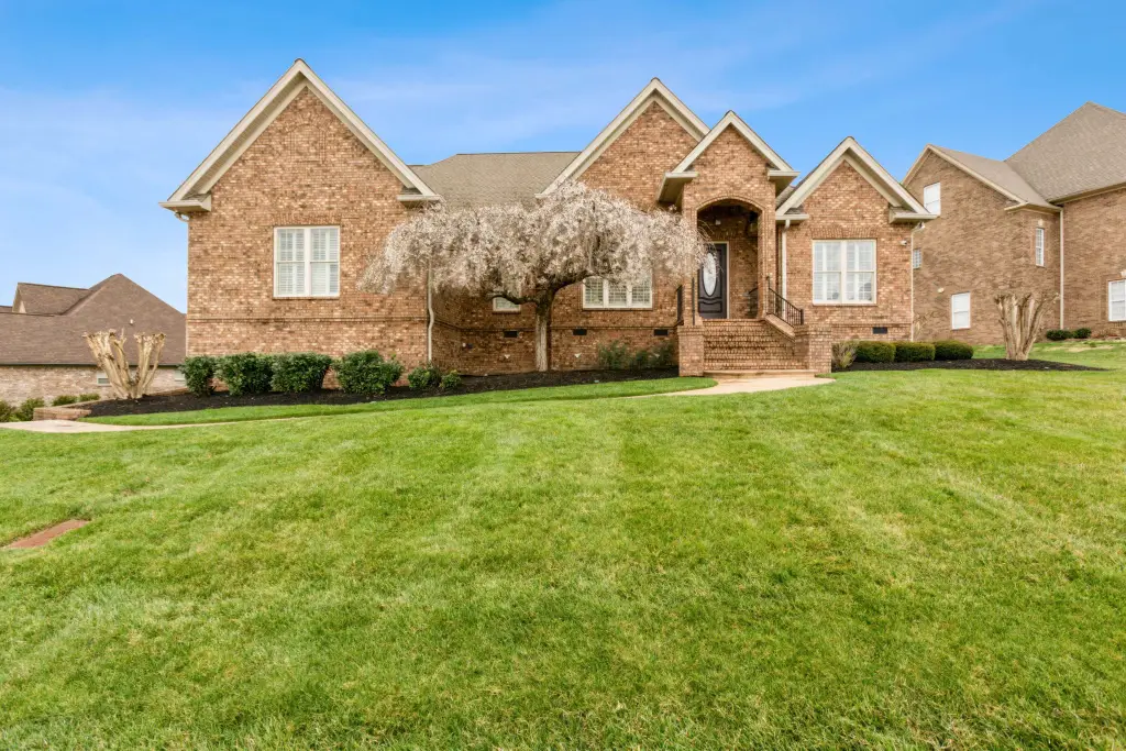Ranch-Style 4-Bedroom All Brick Home with Loft and 3-Car Side-Entry Garage (4,006 Sq. Ft. Floor Plan)
