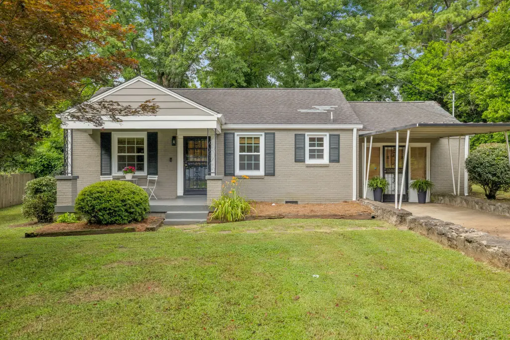 Cottage-Style Home with 2 Bedrooms and Front Porch (1,167 Sq. Ft. Floor Plan)