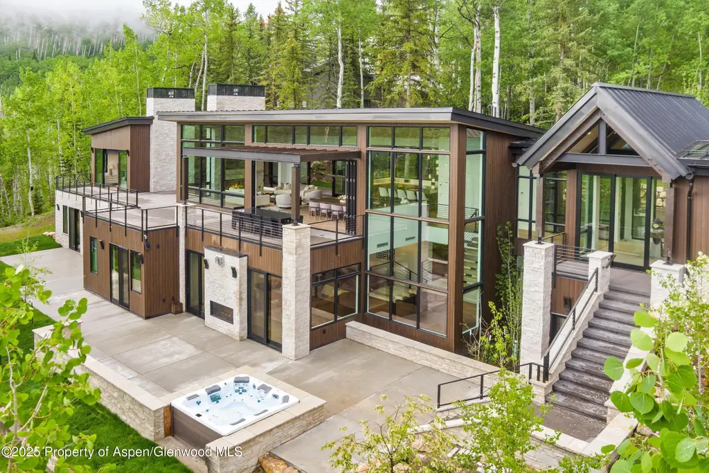Explore this Spectacular 5,841 Sq. Ft. Ski-In/Ski-Out Contemporary Retreat in Snowmass Village, Colorado, Designed for Seamless Indoor/Outdoor Living