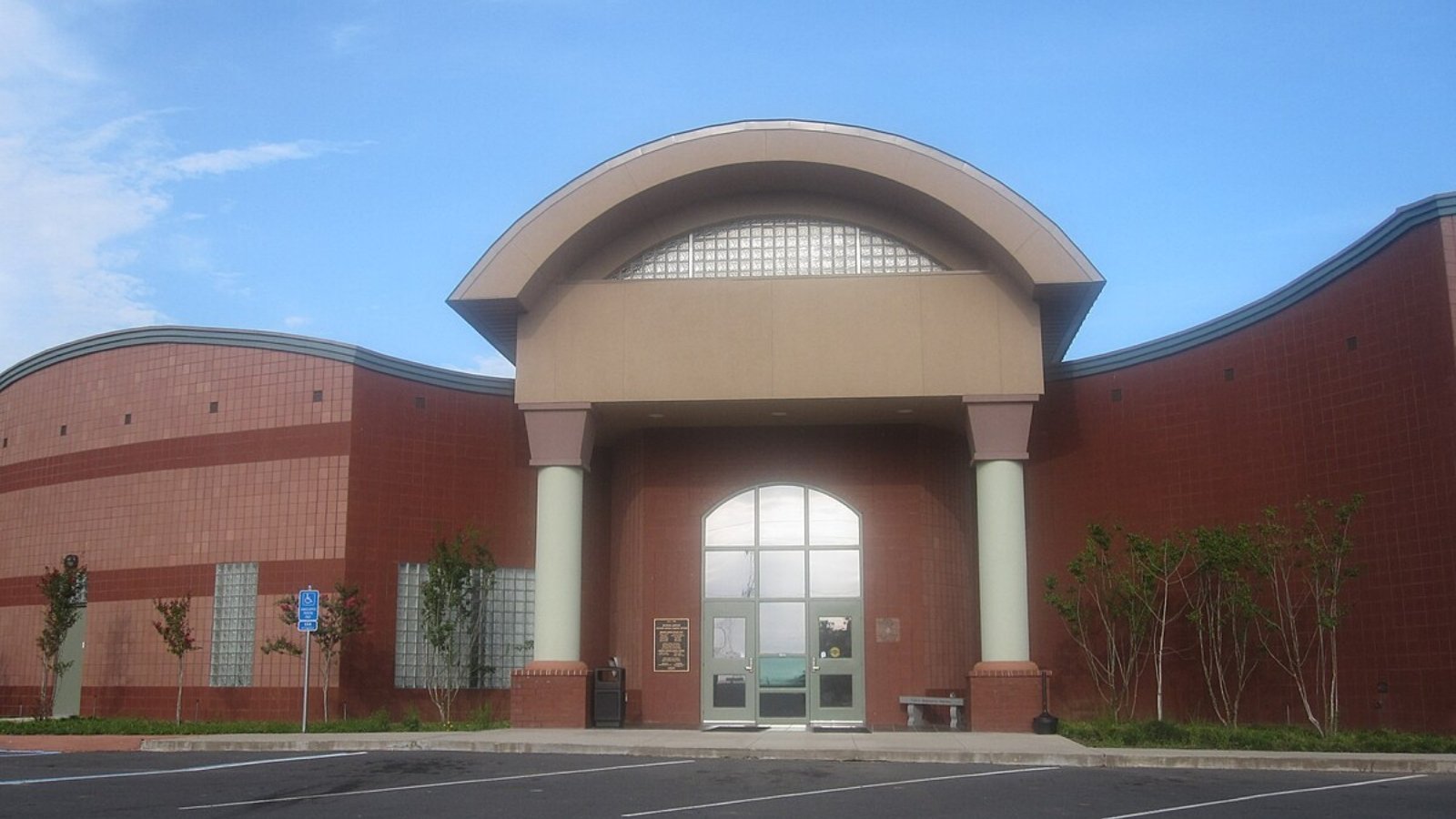 Benton LA Town Image