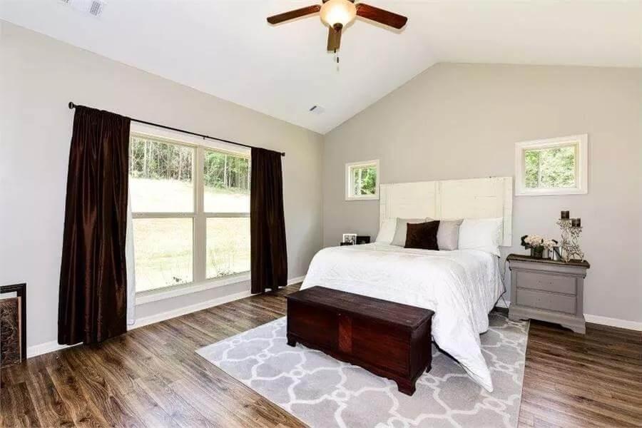 Look at the Vaulted Ceiling in This Calm Craftsman Bedroom