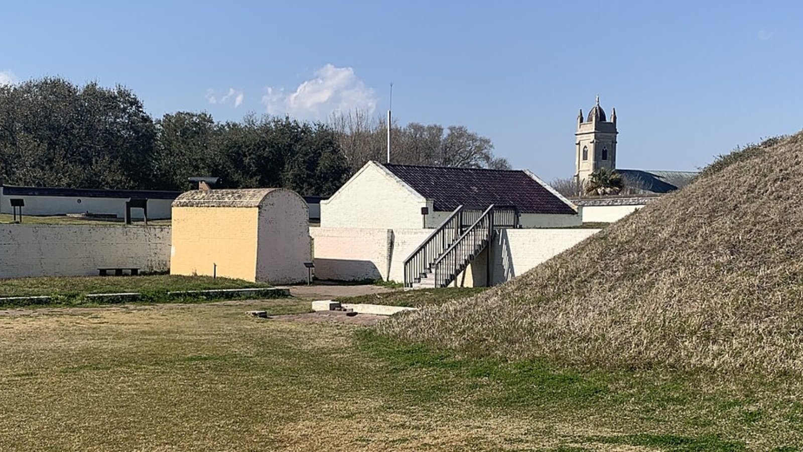 Sullivans Island SC Town Image
