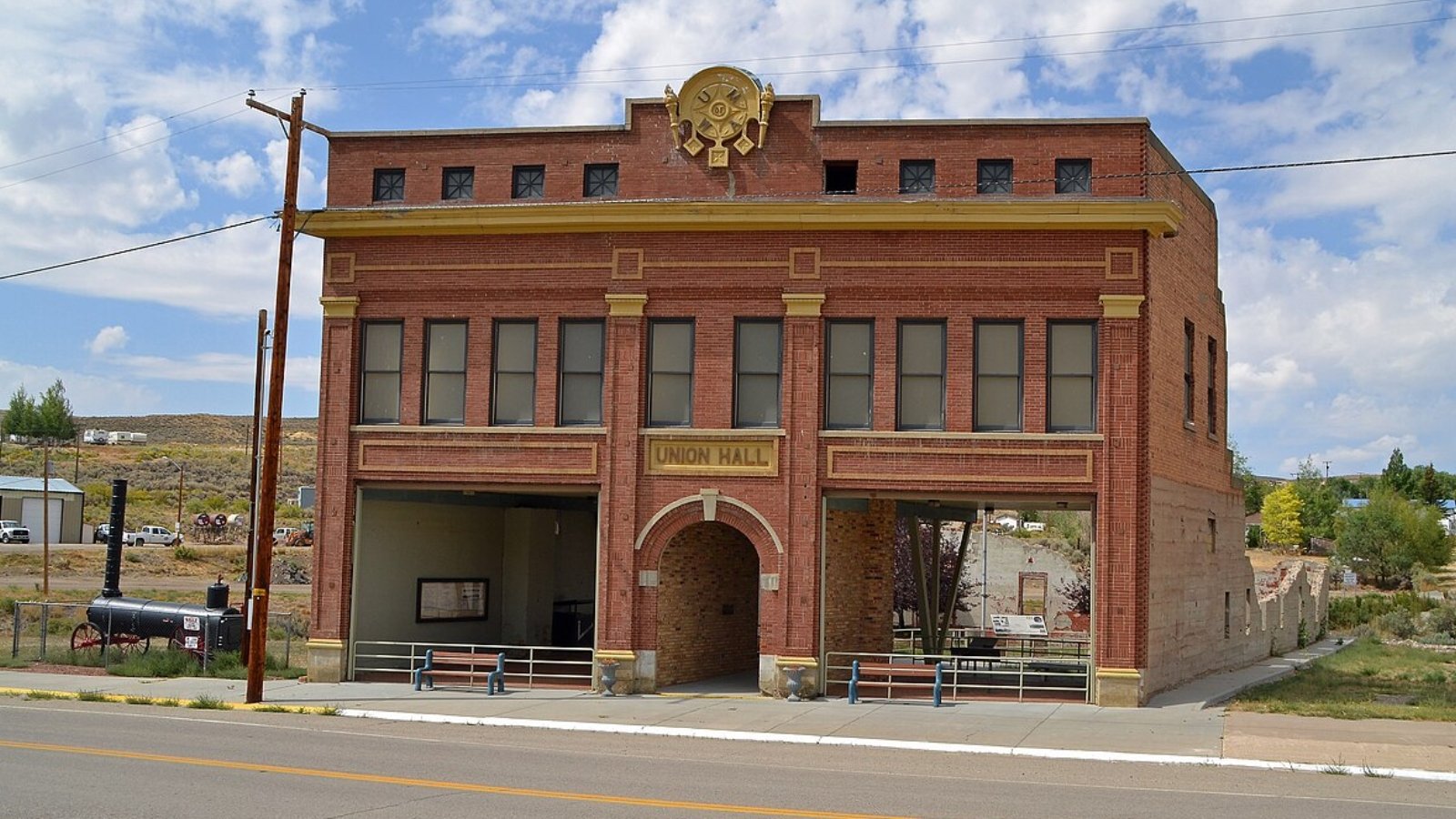 Superior WY Town Image