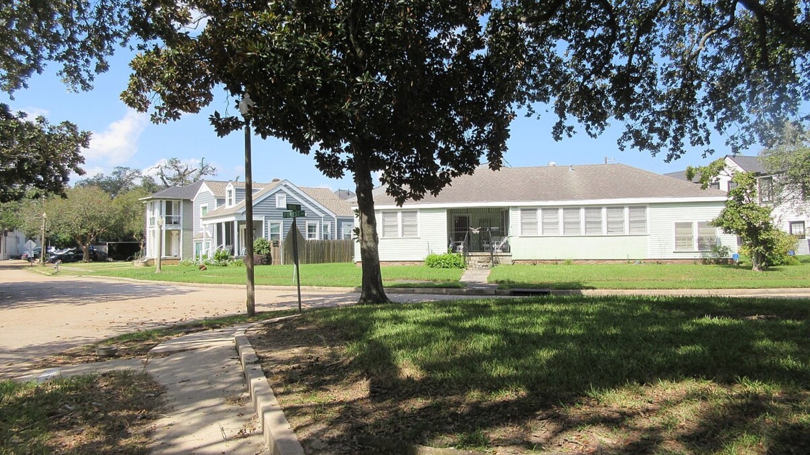 Metairie LA Town Image
