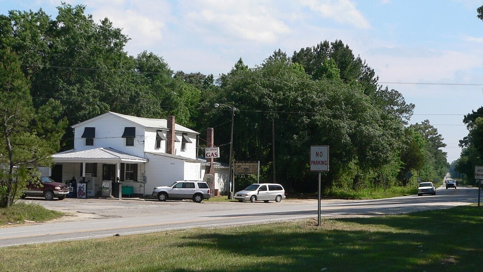 Huger SC Town Image