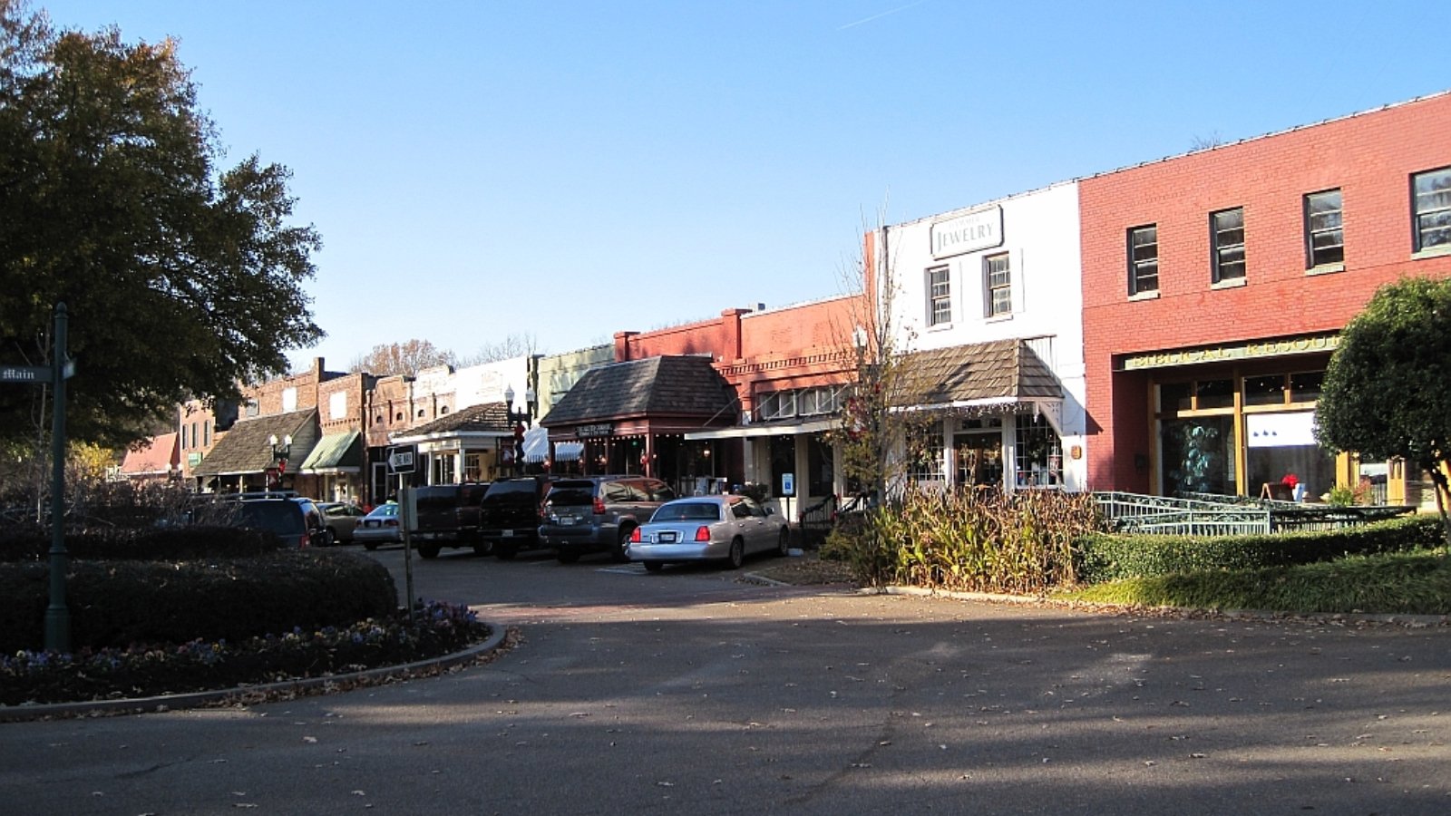 Collierville TN Town Image