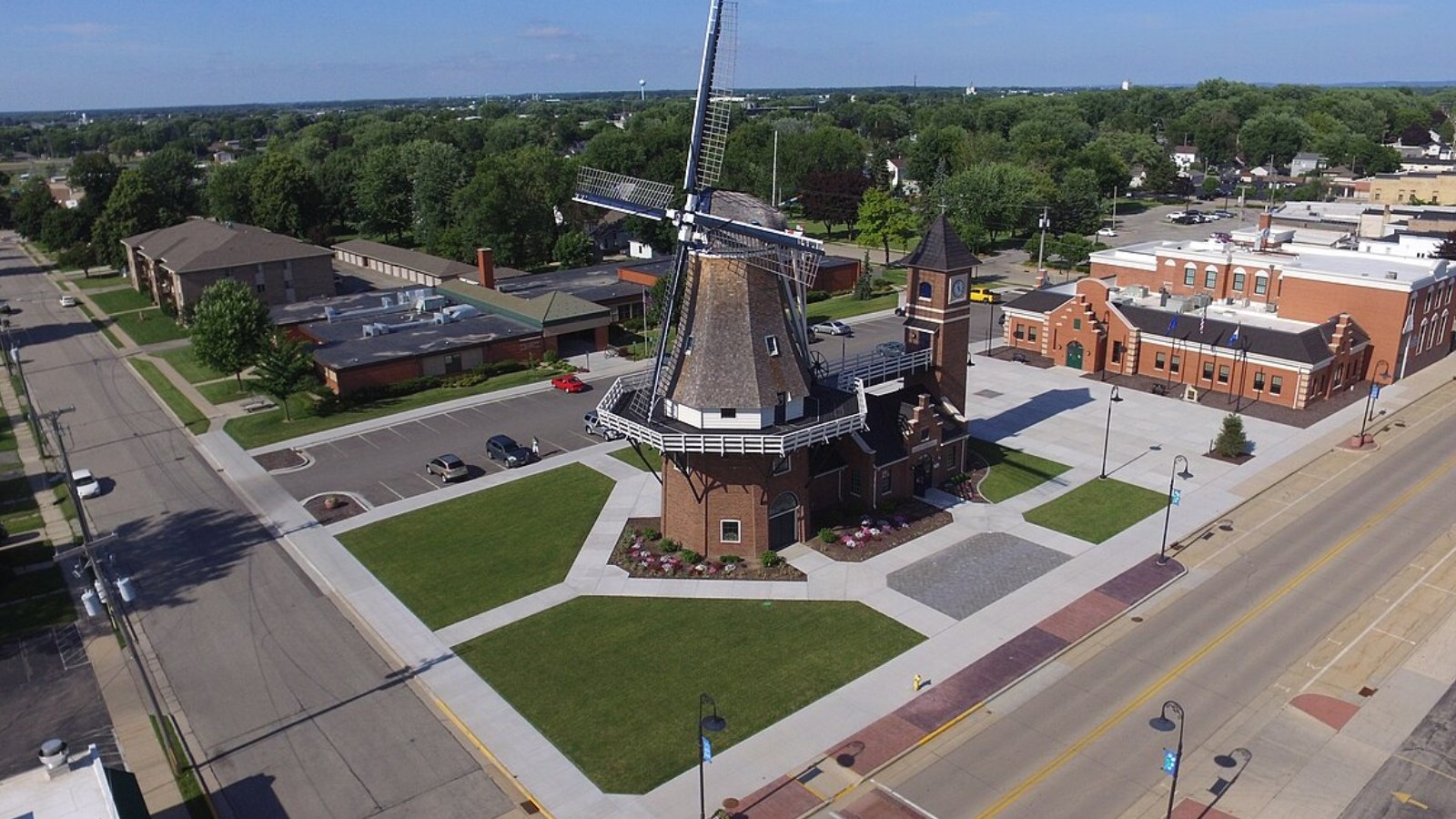Little Chute WI Town Image