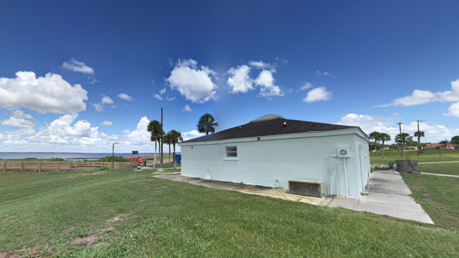 Indian Lake Estates FL Town Image