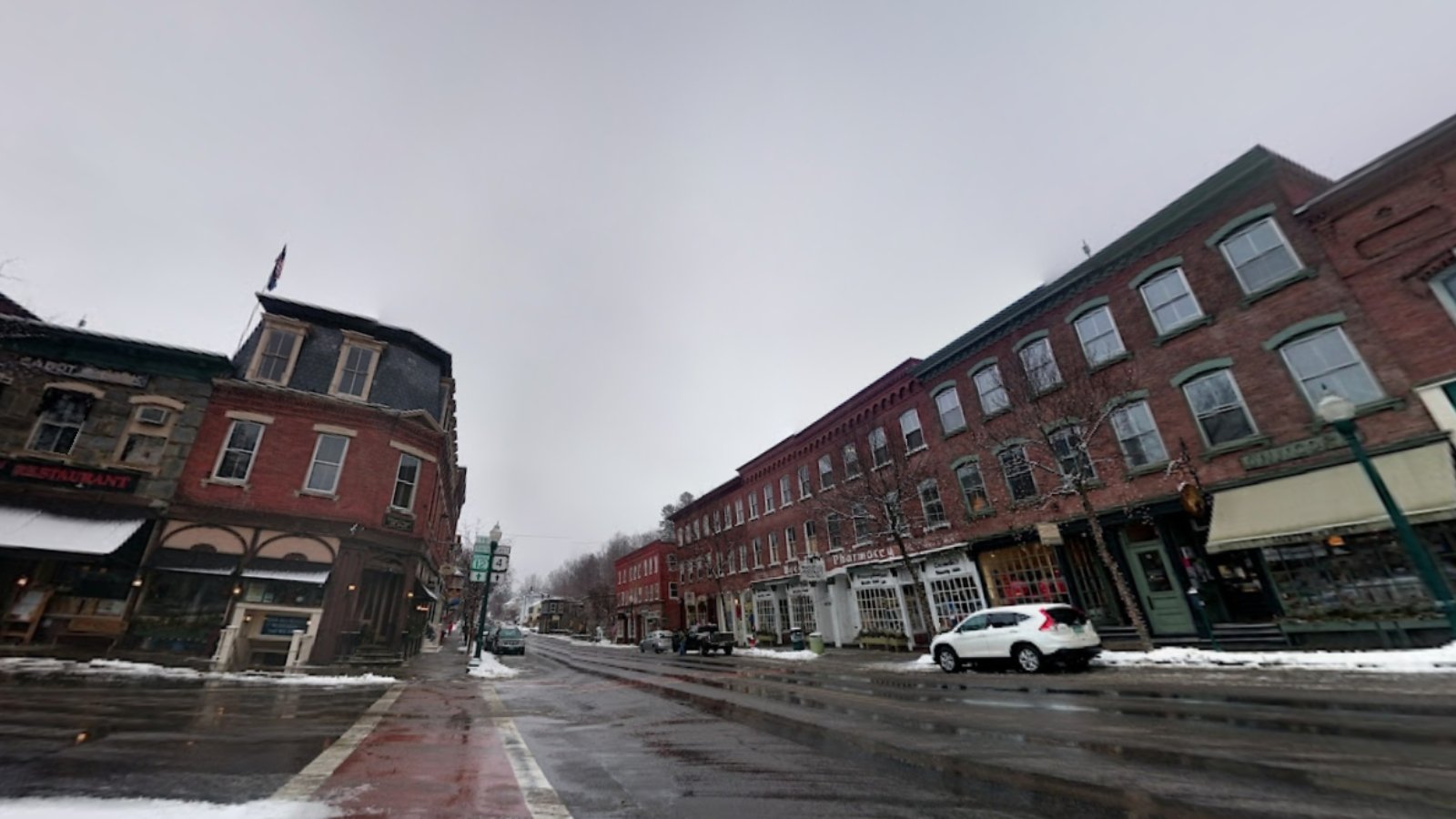 Woodstock VT Town Image