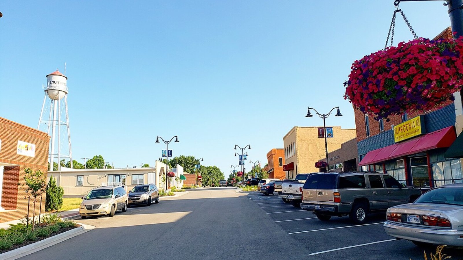 Louisburg KS Town Image
