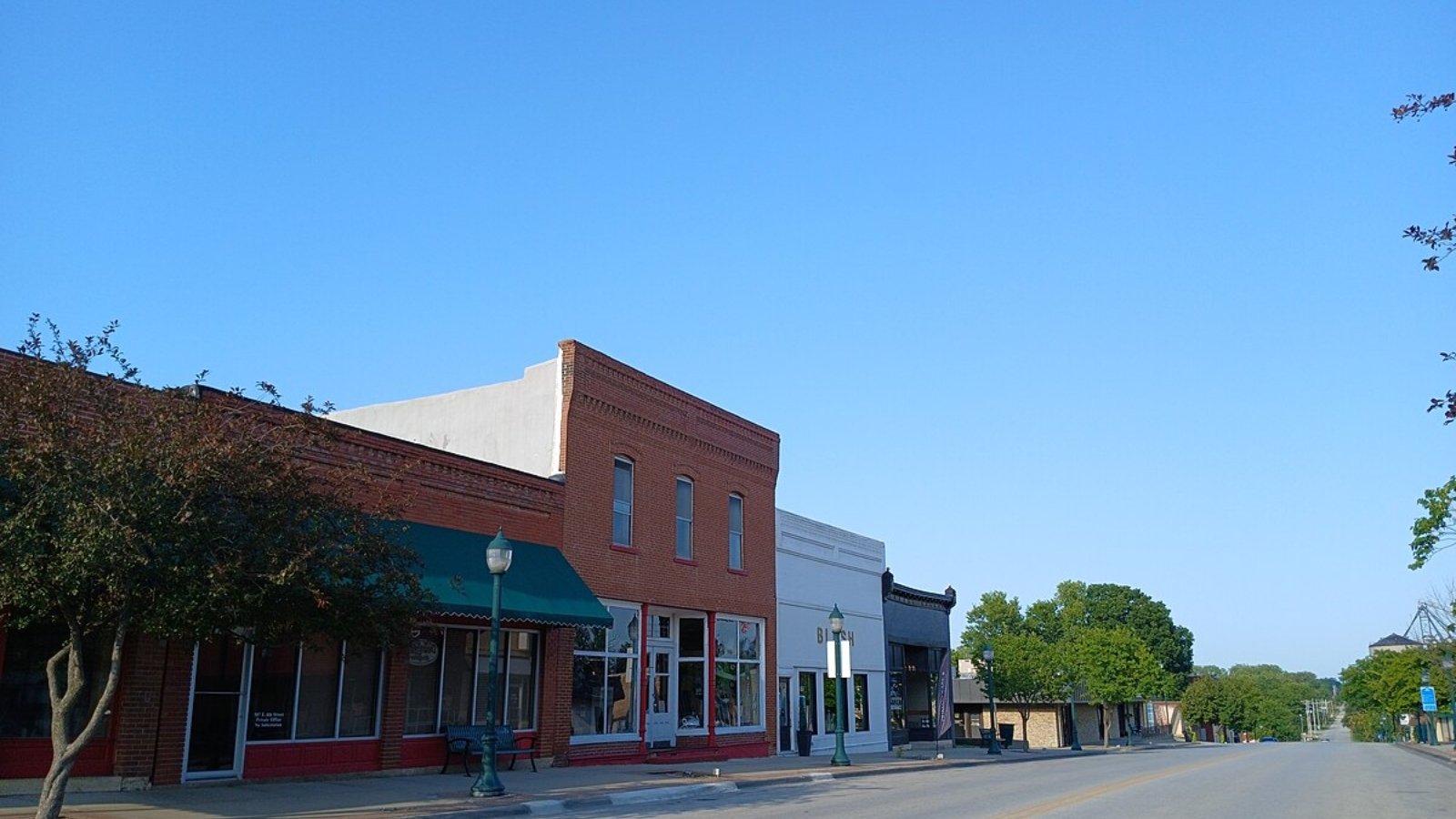 Tonganoxie KS Town Image