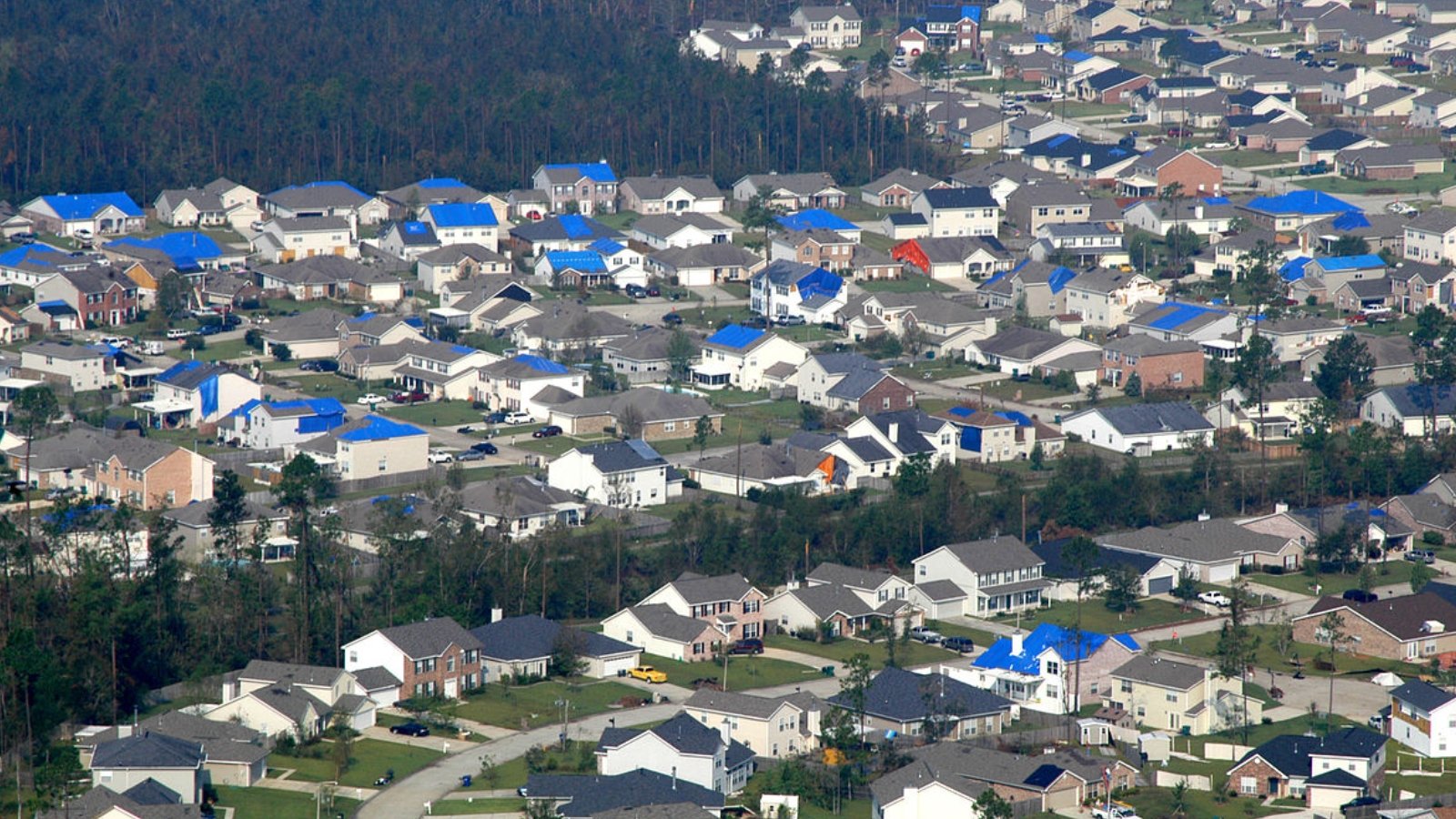 Covington LA Town Image