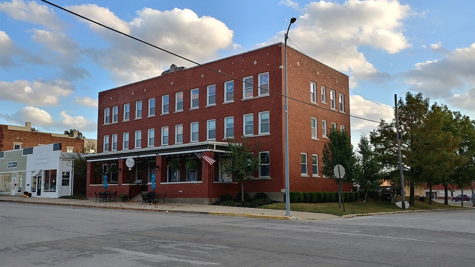 Paola KS Town Image