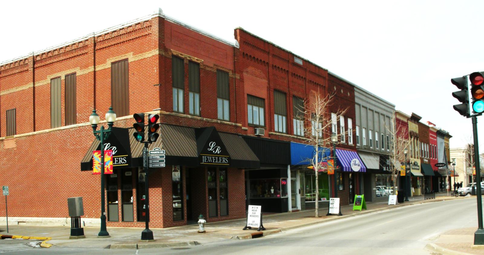 Cedar Falls Town Image