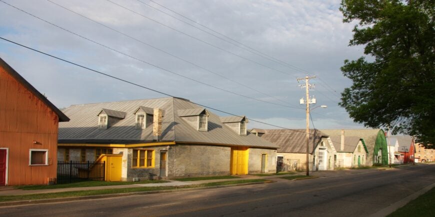 The current image has no alternative text. The file name is: CircusWorldWaterStreet.jpg